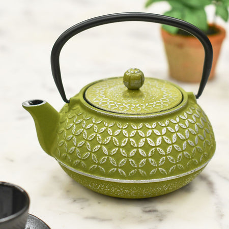 Green Teapot with Lid On 