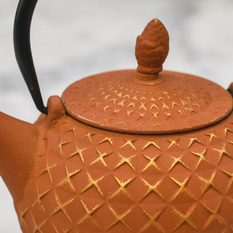 Pinecone Finial on Teapot 