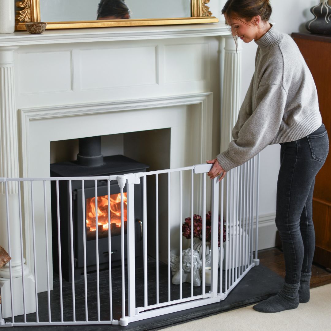 Baby Proof Fireplace Gate For Toddlers White Three Panel Child/Pet